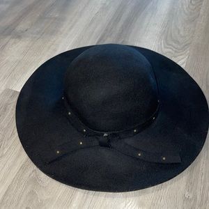 Urban Outfitters Hat